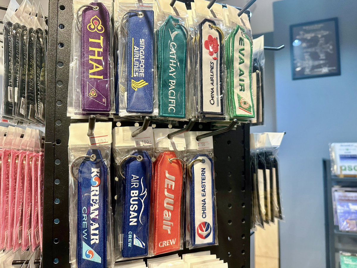 バンコクのフライトショップ✈️ 意外な場所で見つけてしまった🔍 航空