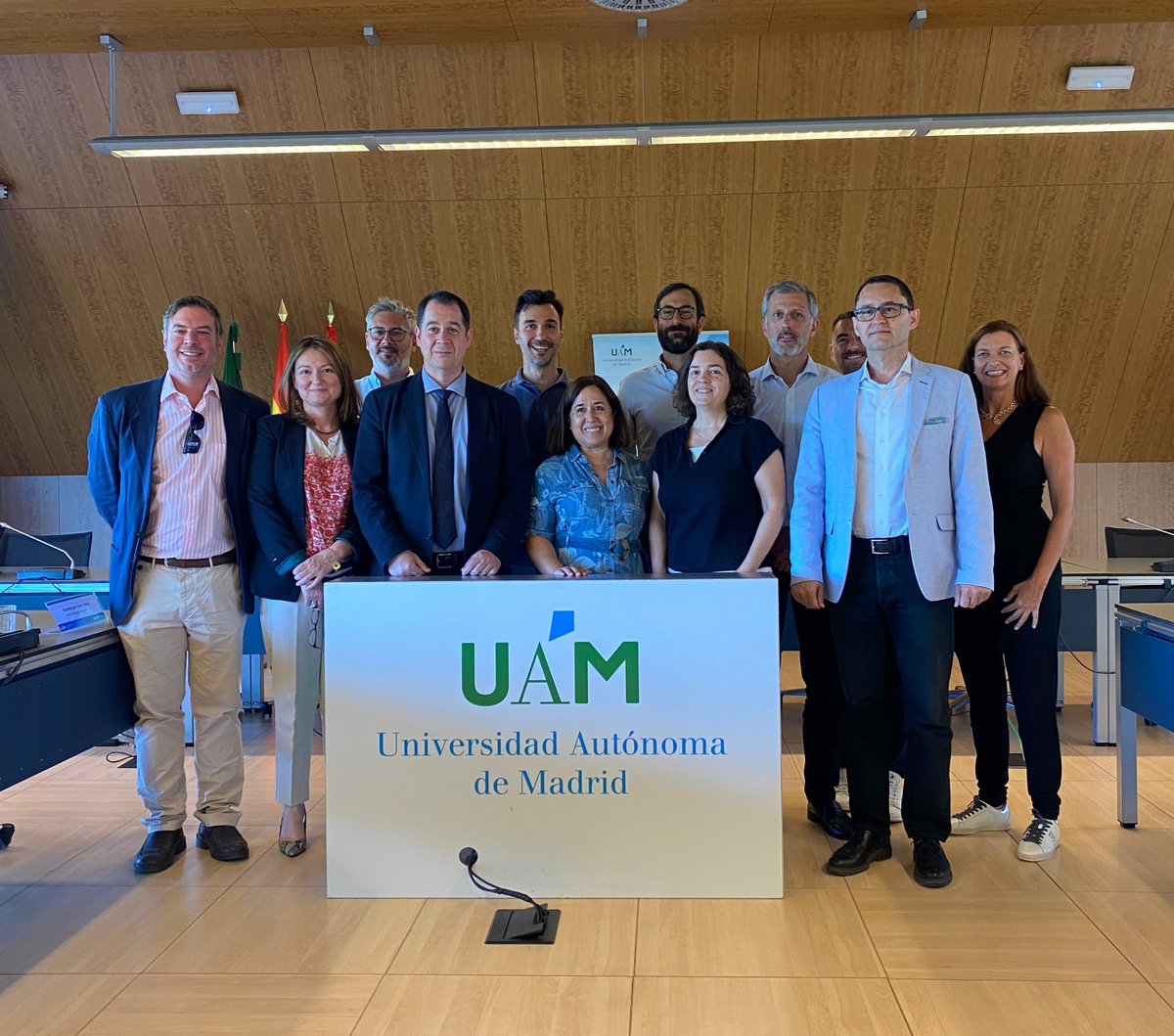 InNorMadrid's tweet photo. Hoy hemos asistido al encuentro “Hoy nos visita NEINVER”, celebrado en la @UAM_Madrid
👉Gracias a la colaboración de @ACENOMA y equipo #CAITEC @fuam_uam
@NEINVER_Group ha presentado un #reto a los investigadores de la UAM, quienes ya están trabajando para ofrecer #soluciones! https://t.co/si5y530Yi6