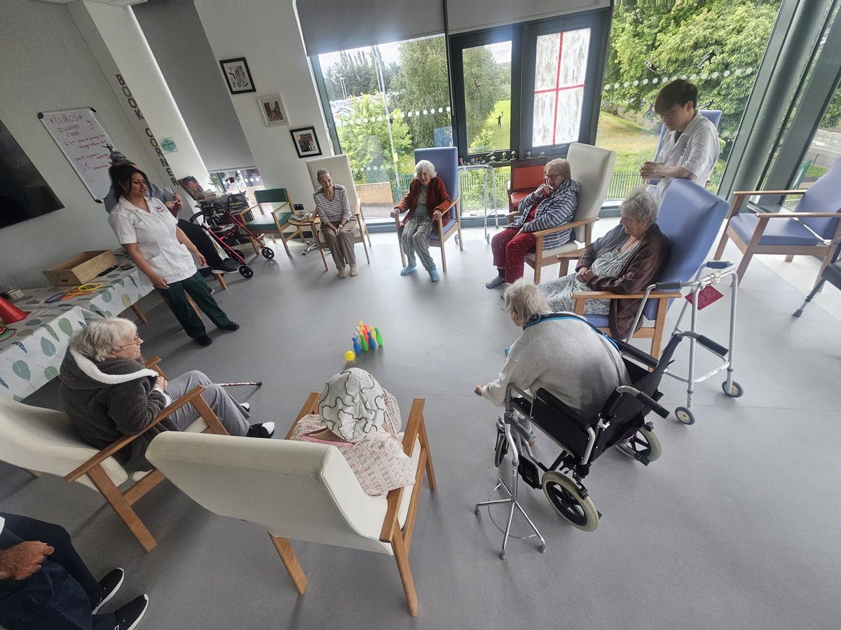 Both floors looking good this morning doing some physio activities and games! 
#physio #occupationaltherapy #rehab #rehabgoals