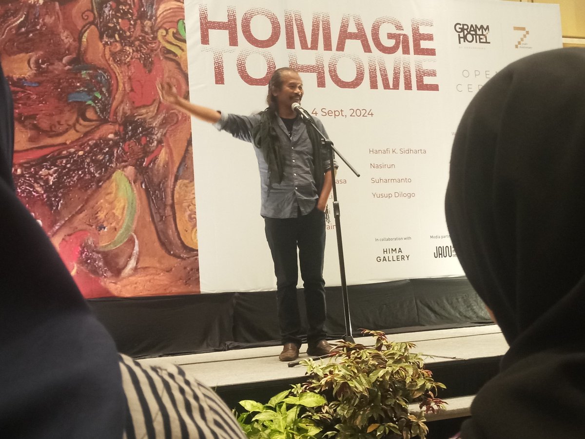 jaringacara's tweet image. Orasi #HomageToHome di #GRAMMHotel malam ini hadir dari Seniman legend #Nasirun.

Nasirun katakan bahwa tahta Sultan HB IX untuk rakyat menjadikan Jogja sebagai wadah bujan saja milik warga lokal, Jogja bukan saja sebagai kota pelajar/pendidikan, tapi juga keBUDAYAan