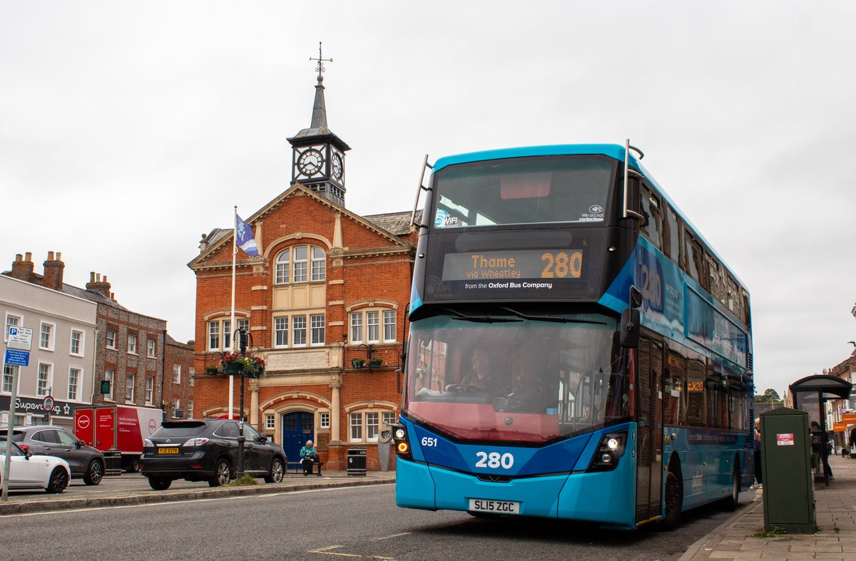 Oxford Bus Company tweet media