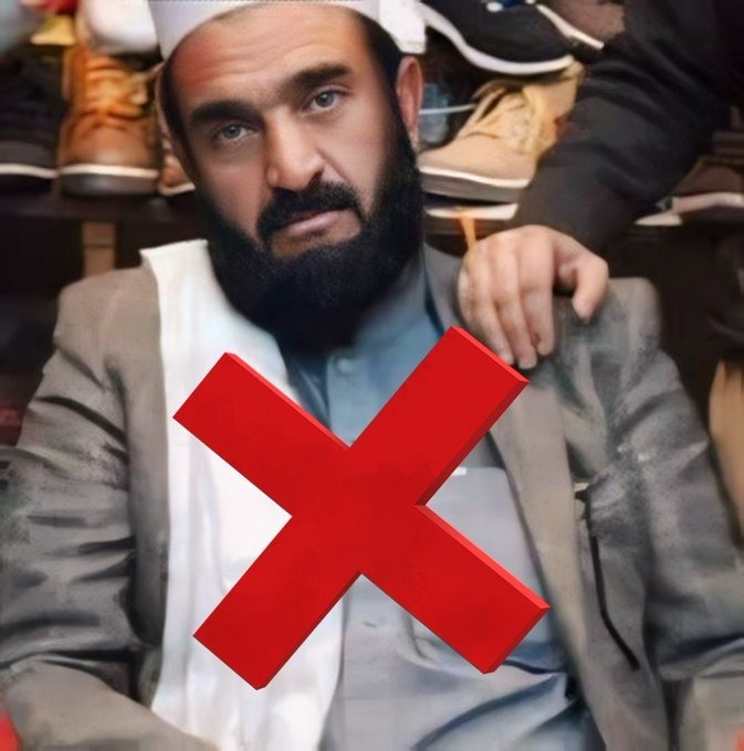 Kashmir_Fact's tweet photo. Even terrorists are unsafe in P@k

JeM terrorist and relative of Maulana #Masood Azhar, #AbdulRasheed, has been shot dead by unknown gunmen in Bajaur, Pakistan. Rasheed served as the chief recruiter of JeM between 2005 and 2010.

#unknownuser @JaipurDialogues @Salwan_Momika1 https://t.co/YVRpyMMlFa