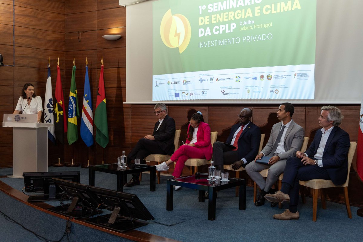 aler_energia's tweet photo. 🔙Still about yesterday! 
📷Here are some photos from the 1st CPLP Energy and Climate Seminar!

📌The event brought together representatives from the #CPLPMemberStates  to take part in different panels.
Rewatch the seminar ➡️ https://t.co/B1JvJQeWTV

#MIRN @ALER_renovaveis #RELOP https://t.co/82x8c4uyOK