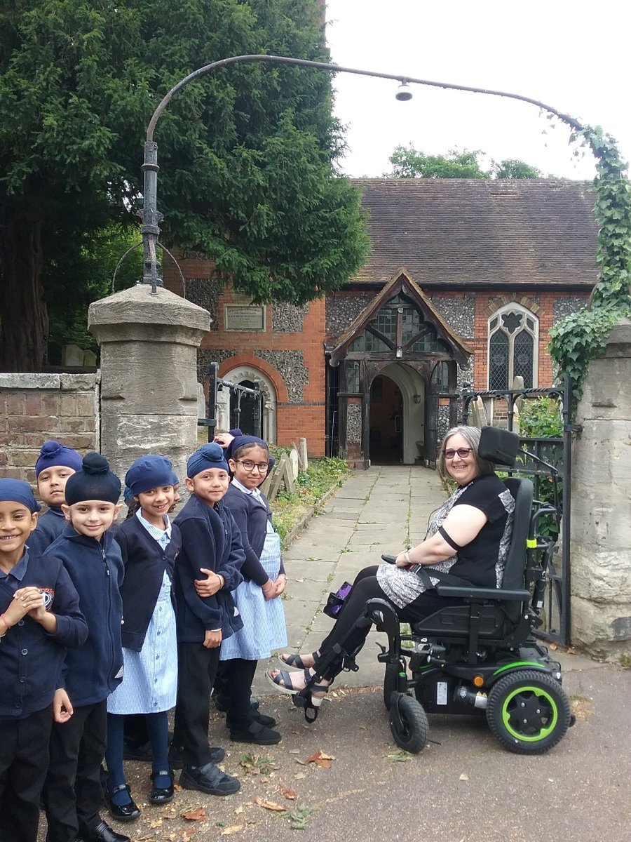 KhalsaSchool1's tweet photo. Thank you so much to Rev. @annebookless for her work with us this week.  Year 3 pupils enjoyed listening to Rev. Anne talking about her faith and what is means to her.  Our year 1 pupils also had the opportunity to visit the church and learn more about Christian worship. https://t.co/VMvx7Au98c