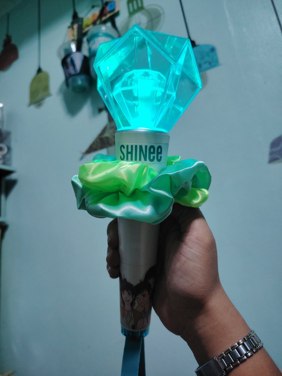 Fan_GirlatHeart's tweet photo. 1 day to go! 🥹😍

Freebies + add stickers fr @addictdfangirl ✅
Outfit ni little Jjingus Xander ✅
SHINee lightstick ✅

See you tomorrow leadernim! Totoo na toooooooooo 💕🫂

MAY TICKET PAAAAAA! 
https://t.co/DcbBqoH4w9…

#ONEW #ONEW_GUESS
#ONEW_GUESSinMNL
@griffinenter https://t.co/8zoibuCJNa