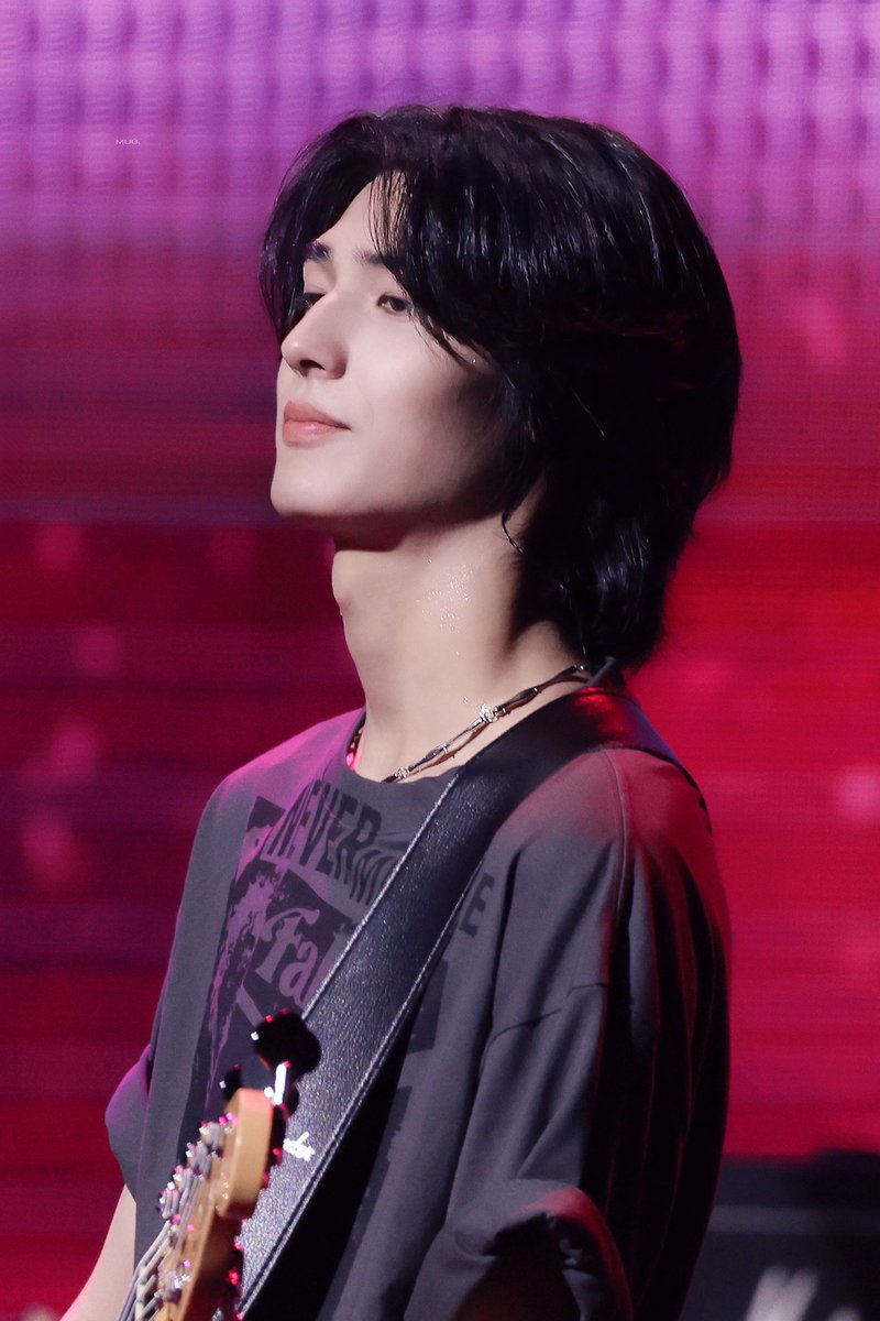 jjoomug's tweet image. 240629 어썸스테이지 
#주연 #Jooyeon #XdinaryHeroes