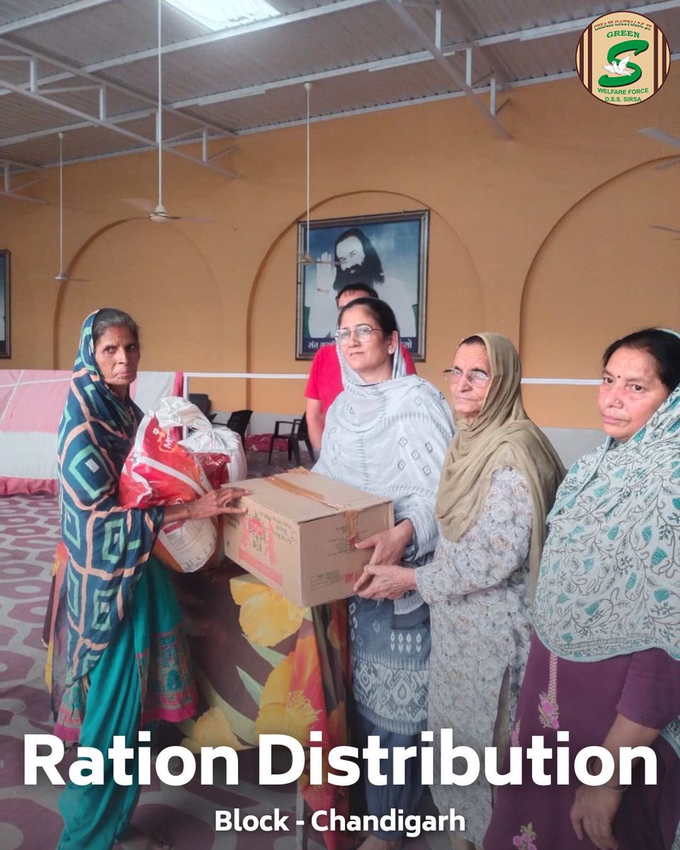 GreenSwelfares's tweet photo. The volunteers of Shah Satnam Ji Green ’S’ Welfare Force Wing Chandigarh exemplified compassion and generosity by distributing monthly grocery kits to needy families. Through their selfless actions, they not only provided essential food supplies to those facing hardships but also demonstrated a commitment to supporting and uplifting the less fortunate members of the community. This noble initiative showcases the dedication of the volunteers towards making a positive difference in the lives of others and emphasizes the importance of collective efforts in addressing social welfare challenges. #FoodBank #CommunityCare #DeraSachaSauda