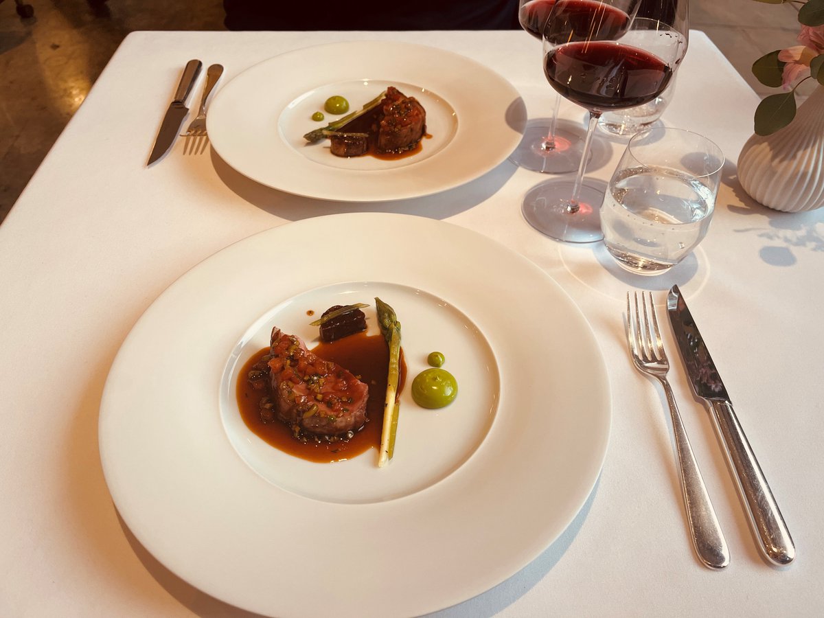 Superb Swaledale lamb <a href="/Rest_Story/">Restaurant Story</a> by <a href="/tomsstory/">Tom Sellers</a> 

#2MICHELINStars #London 

guide.michelin.com/gb/en/greater-…