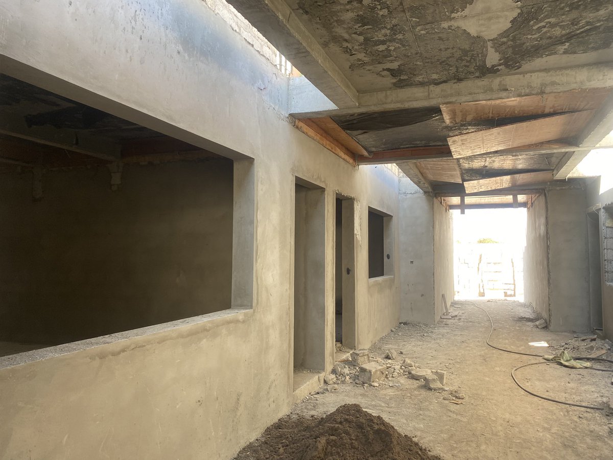 BisankaKing's tweet photo. A snippet from one of project I’m currently managing. 
As a Project manager, mine is to Plan, Lead, Control and Deliver to client’s satisfaction. 

#TheProjectManager
#TheSmartStructuralEngineer
#Eng.#KingBisanka
#TheWalkingMall
#CivilEngineering
#Construction
#ProjectManagement https://t.co/P2bCoiiinp