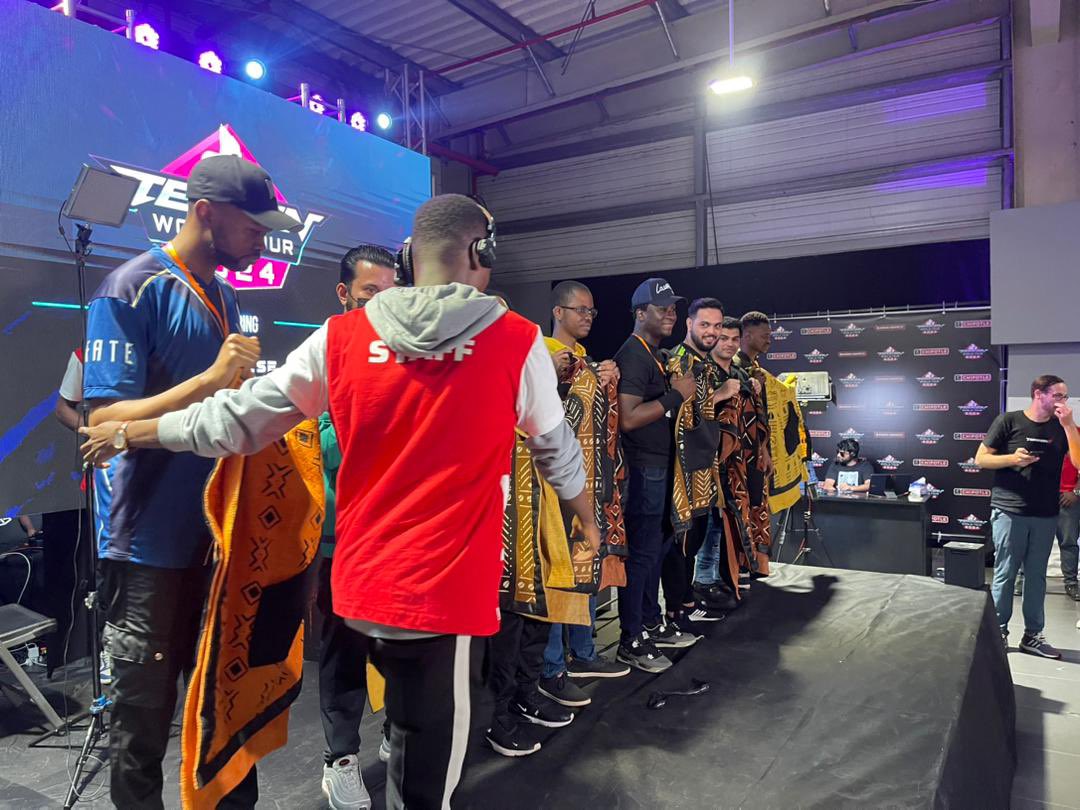 Aimez ce que vous faites !
La vie est courte, ne la passez pas à vous ennuyer.
#ParadiseGamebattle2024
#esport 🎮❤️
