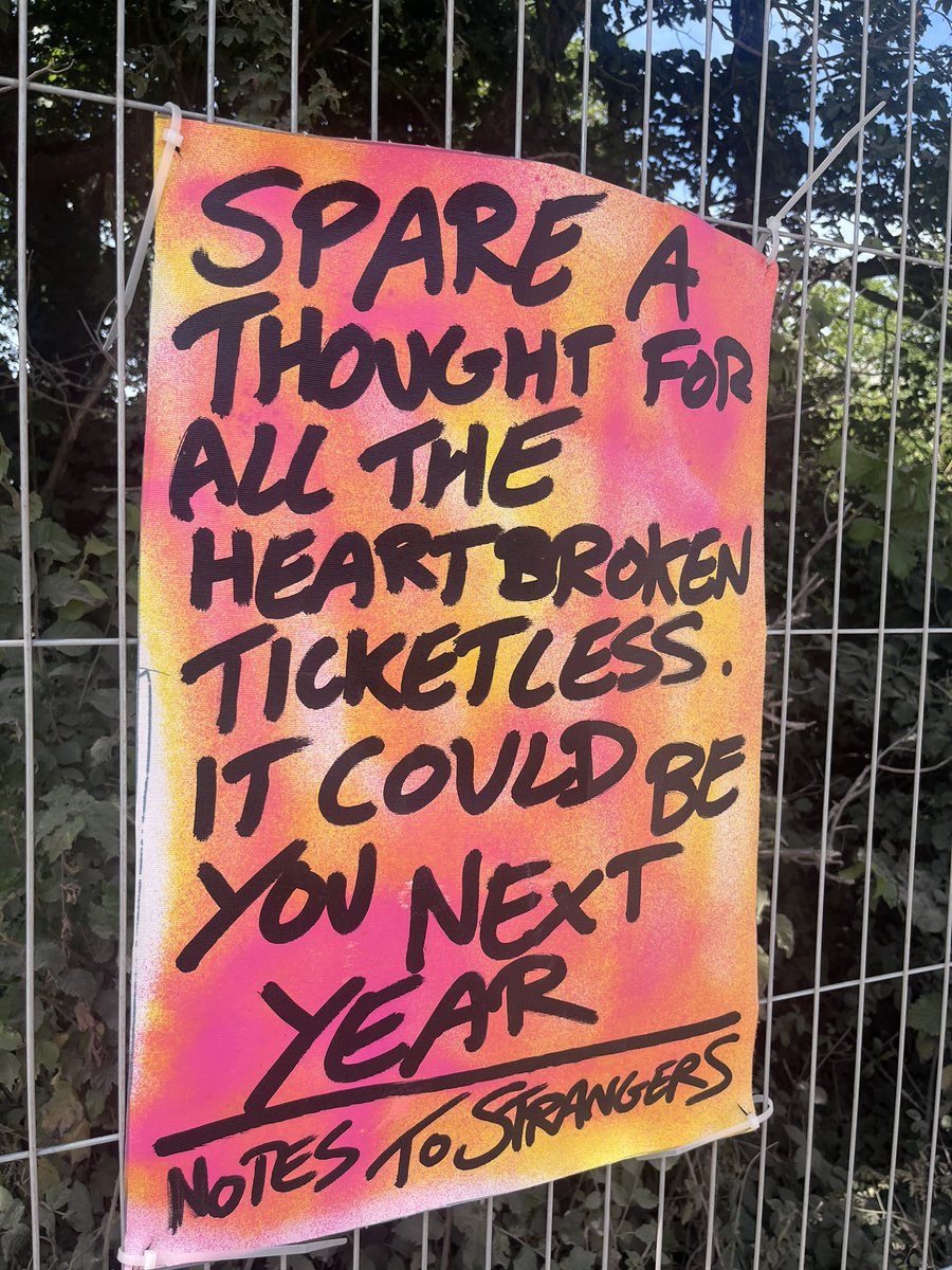 robothead tweet media