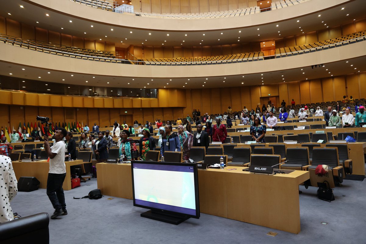 unwomenAU's tweet image. A moment of silence was observed in memory of HRM King Adedapo Aderemi, a strong advocate in the fight to end violence against women &amp;amp; girls in Africa and in his role as part of #COTLA. His legacy will inspire many as we begin the conversations w/ traditional &amp;amp; religious leaders.