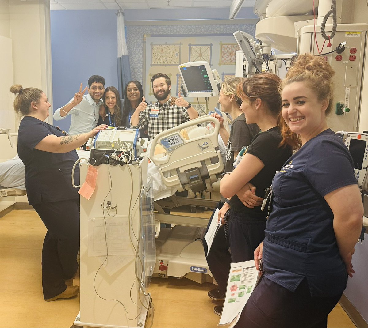 VishankShah3's tweet photo. Welcoming our new @HopkinsNCCU fellows with some megacode simulations #MedEd #newacademicyear #neurocrit #critcare https://t.co/L51ZABjUAO