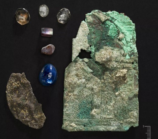 WinCathFriends's tweet image. Has a long-lost reliquary of #Winchester’s own St Swithun been found at Stavanger Cathedral in Norway? See special report in @wincathfriends Record Extra, June 2024 edition at wincathrecord.org. @ArkmuseumUiS