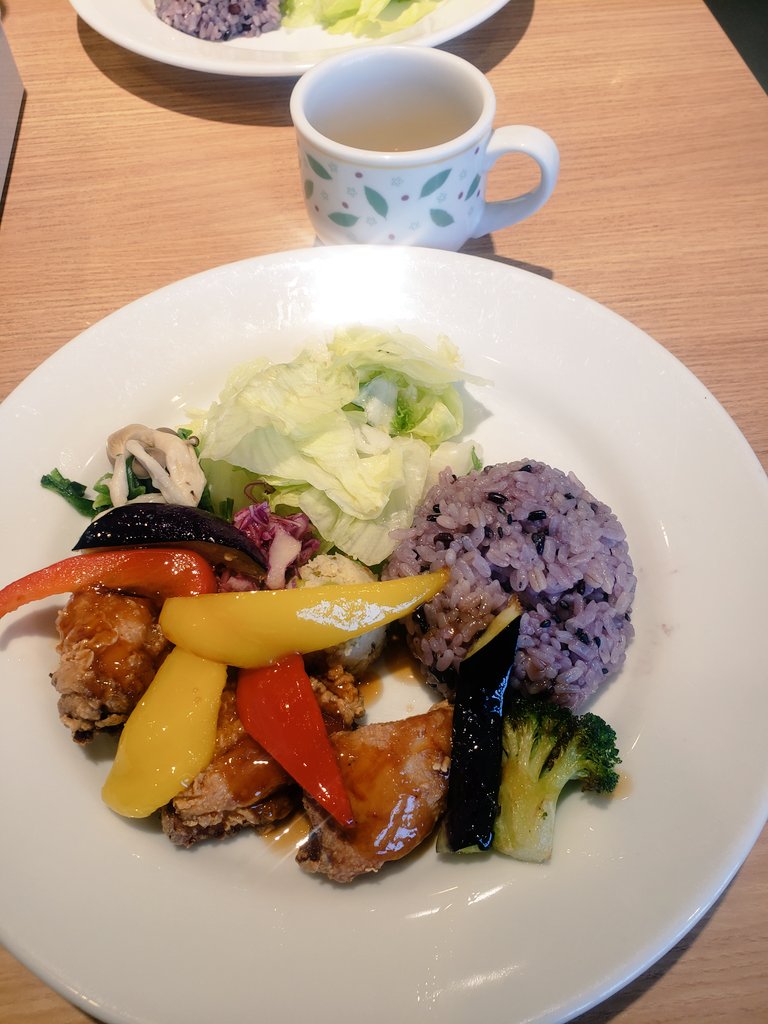 nonaluckystar's tweet image. 友達とデニーズランチ

彼女は本当にスゴすぎていつも勉強になり励まされる✨

改めて大事な友✨

有意義で素敵な時間をありがとぉッッ🥰

#デニーズランチ
#ママ友ランチ
#ってかもはやママ友超えた友
#今日もありがとう😆💕✨
#感謝