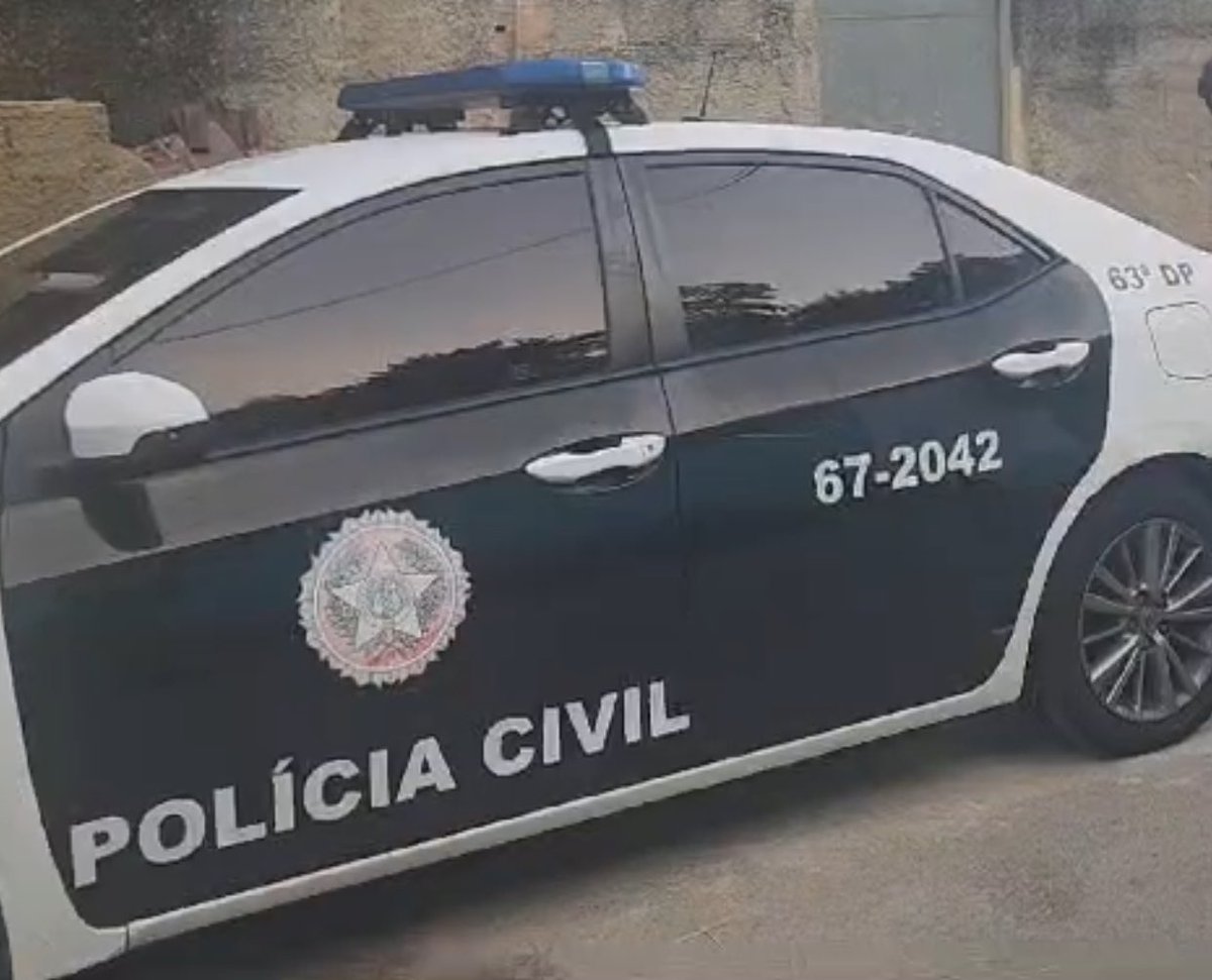 PCERJ's tweet photo. #63DP realiza operação contra organização criminosa, liderada por dois irmãos, que roubou pelo menos 28 caminhões, em sua maioria do tipo munck, em 2023. A ação conta com agentes do Gaeco/MPRJ e acontece na Baixada Fluminense e na capital.
Saiba mais👇
https://t.co/6epWOes9Qn https://t.co/wQ8uYdrNPD