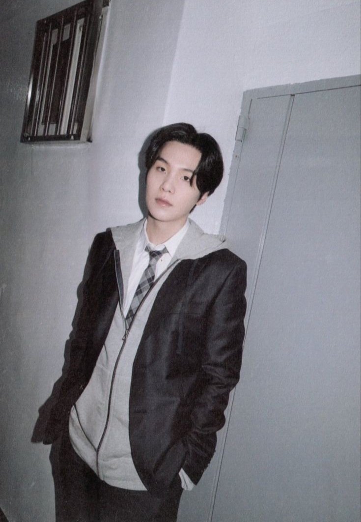 𝖺𝗀𝗎𝗌𝗍𝖽 tweet media