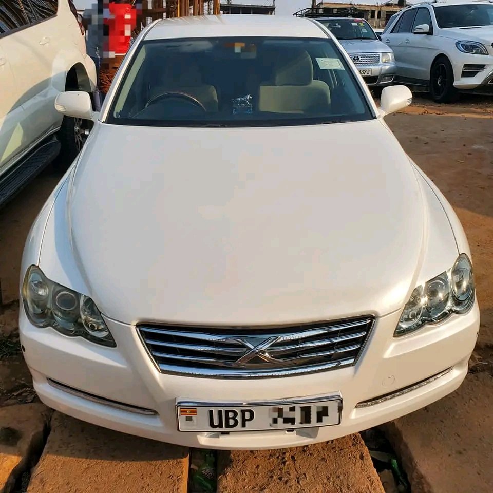 rahul_yasser's tweet photo. Mark X 
2007
2.5cc 
Full options 

                        At 28.5M

0760605023
0705090451 https://t.co/ckfiTI7M0p