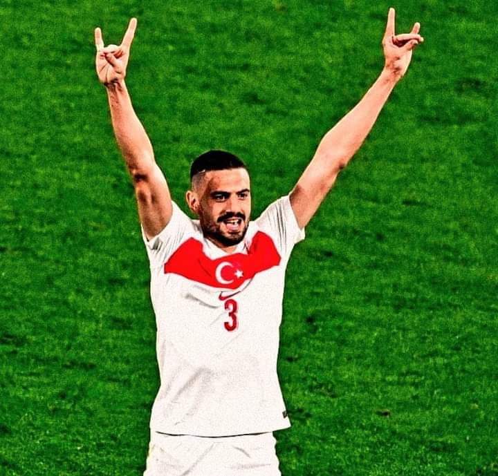 Nobel alan bilim adamımız da gol atan futbolcumuz da Bozkurt çekecek ve siz 
Türk'ün ve Türklüğün düşmanları kudurucaksınız