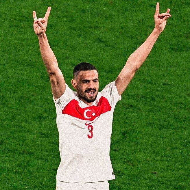 Adam bir bozkurt yaptı kolu tüm Türk düşmanlarının hepsine girdi razıyız senden <a href="/Merihdemiral/">Merih Demiral</a>