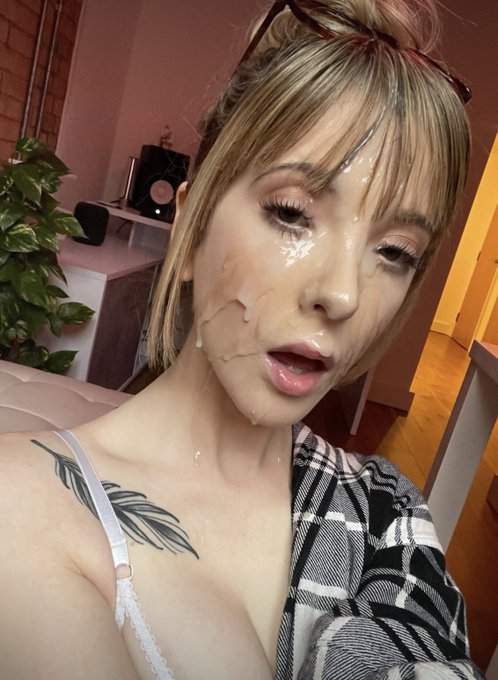 who shoots the biggest cumshots in porn?  (other than my boyfriend of course) https://t.co/eLBUiSh0M<a href="/tag/mvsales"class="tags"><span>#mvsales</span></a>