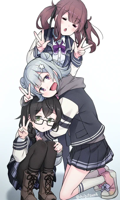 もいっこ再掲。2022年年始絵の写り込みをアップした絵だけどけっこうお気に入り 