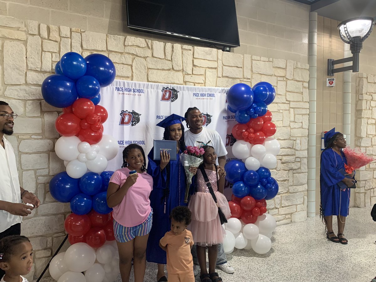 PACE_HS's tweet photo. This past Monday evening, we celebrated our Summer 2024 graduates of PACE High School. We're so excited for your future! Thank you for your commitment and hard work in pressing thru the challenges. May ALL of you continue to SOAR!
#PACEReimagined
#PACEPride
#SetthePACE https://t.co/f8Sox8pUg6