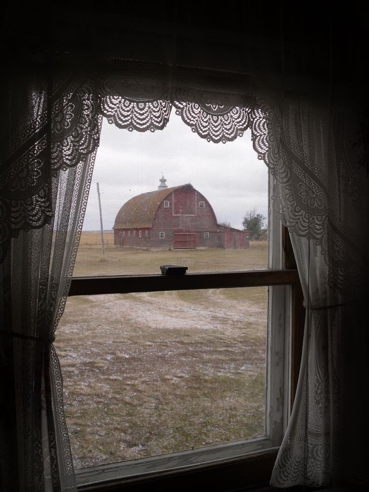 AvaOWrites's tweet photo. More aesthetic references for God’s Country, my debut novel #questpit https://t.co/Yp5DapLKpp