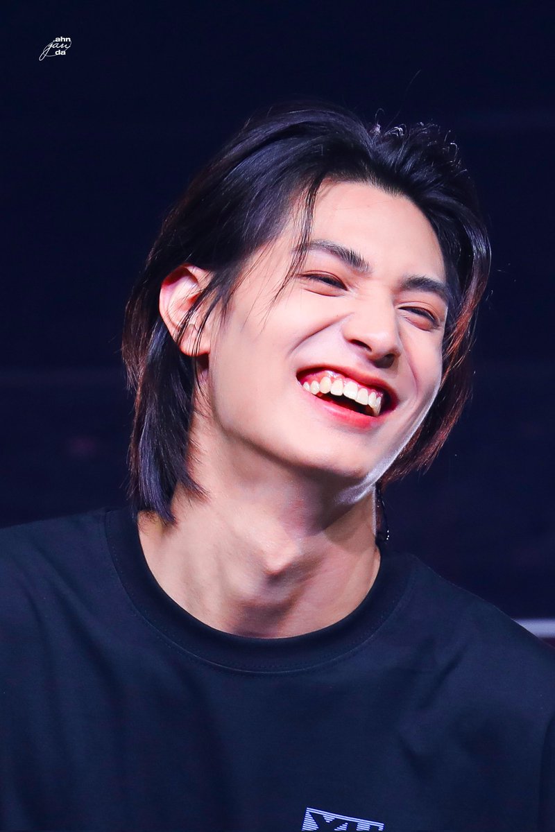 ahnjanda's tweet image. 240531 Closed ♭eta: v6.1 

골격미남인데   똥깨이기까지 ㄷ ㄷ

#XdinaryHeroes #Jooyeon #엑스디너리히어로즈 #주연