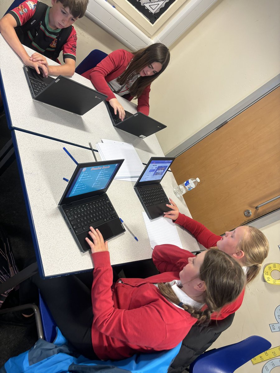 Miss Barnett tweet media