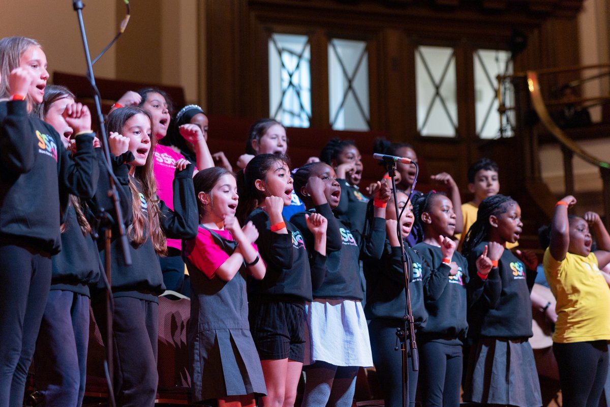 Southwark & Peckham Citizens (@southwarkcitz) on Twitter photo Congratulations to Saynab & <a href="/SurreySqSchool/">Surrey Square School</a> who represented us on stage at the #GeneralElection2024 Assembly.
By raising our voice in song & sharing stories, we've been part of winning commitments from politicians who may soon be running our country #CitizensManifesto Congratulations to Saynab & <a href="/SurreySqSchool/">Surrey Square School</a> who represented us on stage at the #GeneralElection2024 Assembly.
By raising our voice in song & sharing stories, we've been part of winning commitments from politicians who may soon be running our country #CitizensManifesto