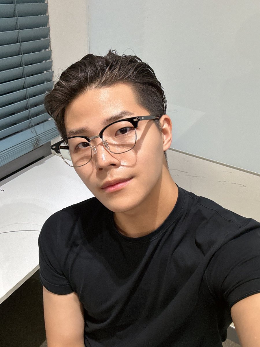 고스티 언제나 고맙고 사랑한다🥰

#SONJUNHYUNG #손준형