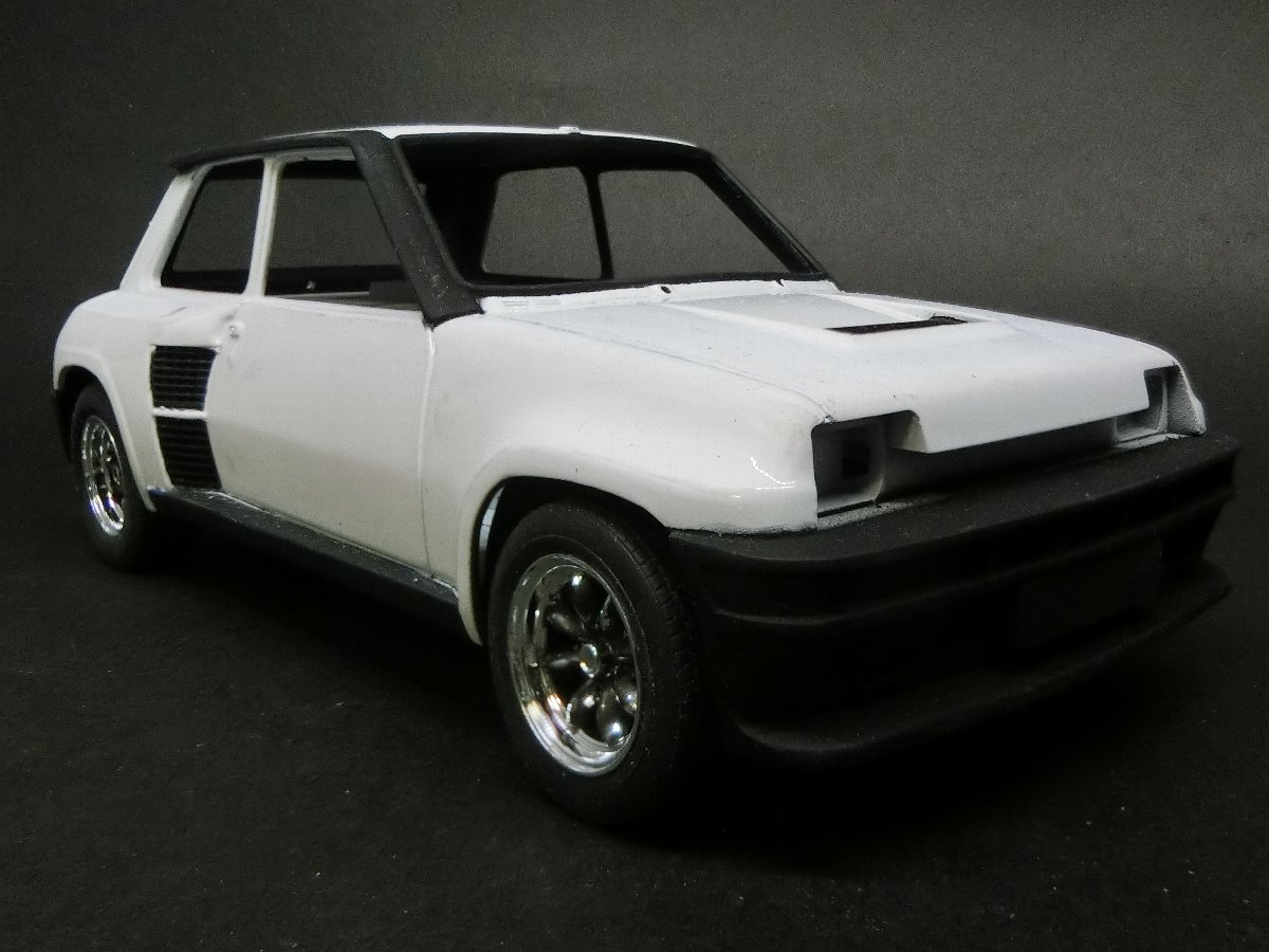 taku_onweb's tweet image. #2mgandini 
#2mgandini延長戦
残念ながら間に合わずでしたが、引き続いて作業続けますので～♪
いや、セリカ合間にかまけすぎたのがまあ言い訳なんですが（←マテや）
A112は地道にとして5の方タイヤ付けたらもう出来るんじゃねと言われそうですが・・・
仕様変更もする予定で内装作り変えなんですよ