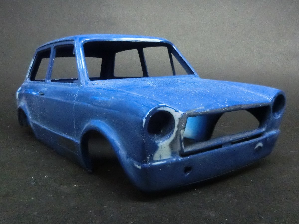 taku_onweb's tweet image. #2mgandini 
#2mgandini延長戦
残念ながら間に合わずでしたが、引き続いて作業続けますので～♪
いや、セリカ合間にかまけすぎたのがまあ言い訳なんですが（←マテや）
A112は地道にとして5の方タイヤ付けたらもう出来るんじゃねと言われそうですが・・・
仕様変更もする予定で内装作り変えなんですよ