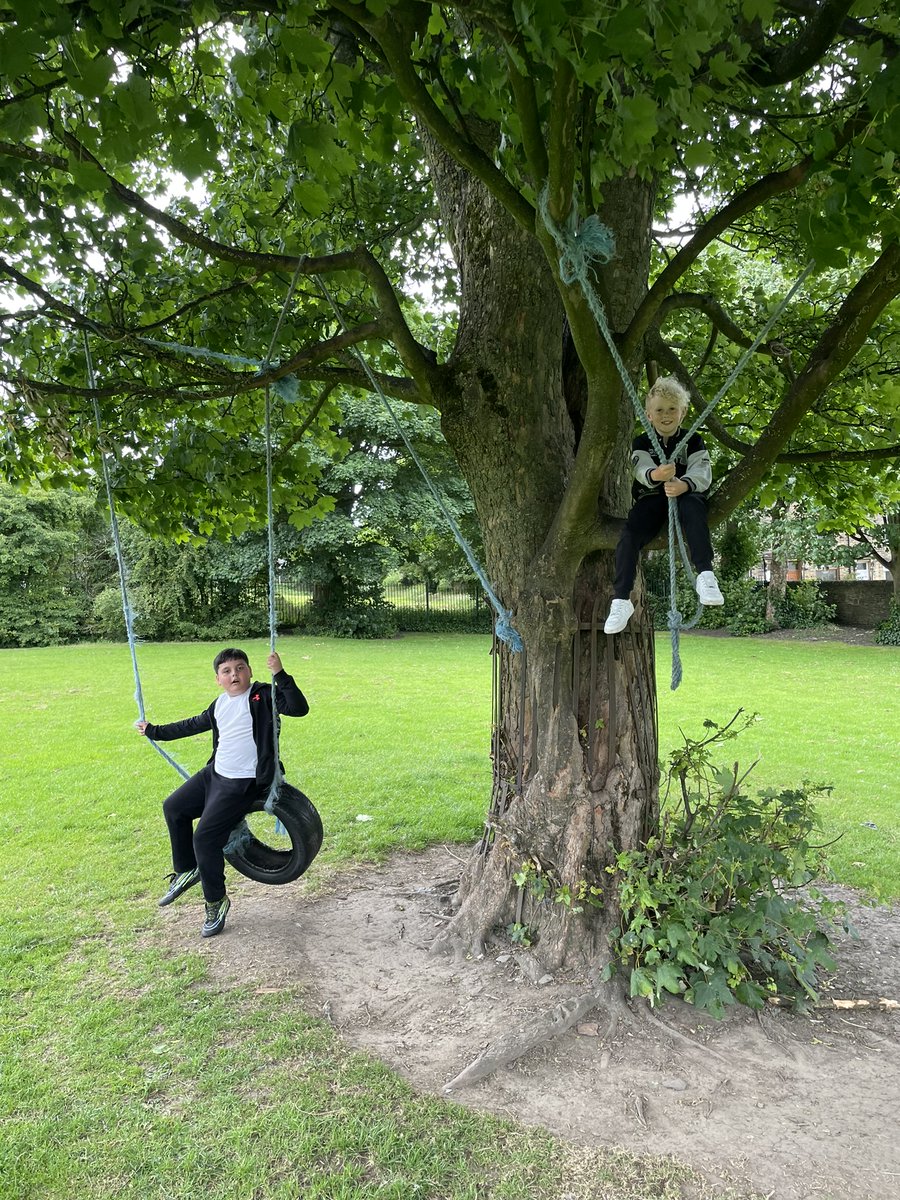 RootedInBD's tweet photo. We went to the park last friday, tested the new tyre swing and made toasted cheese and bbq chicken wraps in our iron pan over the fire.

Best way to finish the week... 🔥🌯🌳

#Wildlife #Outdoors #youthwork #RootedIn #Allerton 

@TNLComFund @BFootAllerton @church_prim https://t.co/F0WZXKOiF1