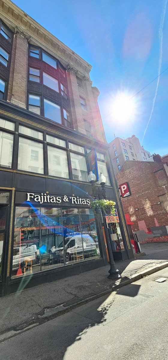 Only In Boston tweet media