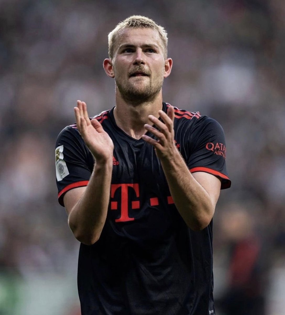 mufcMPB's tweet photo. 🚨 Manchester United hope to complete the signings of Matthijs de Ligt and Joshua Zirkzee in the next week. #MUFC [@PeteHall86, @iPaperSport] https://t.co/Iqbrnvj0Yg
