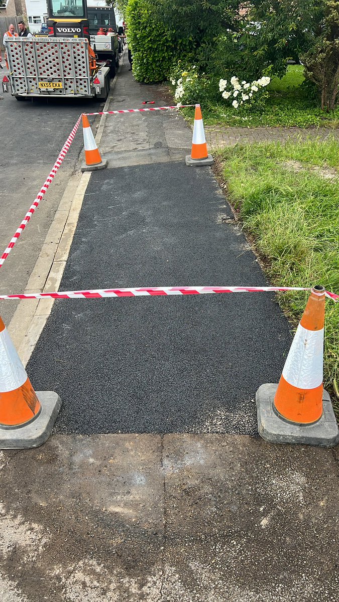CamBlockPaving's tweet image. Three cross overs completed in one day from the team yesterday…