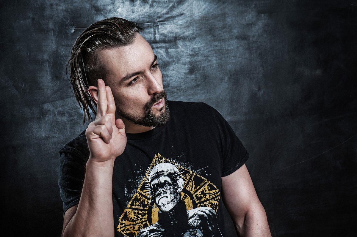 "Nothing you do in Canadian comedy matters one single goddamn bit so you might as well express yourself and have fun. This is something I wish I’d absorbed when I first started.”  by

<a href="/Hunter_Collins/">Hunter Collins 𖤐 🇸🇦🇮🇷🇫🇲⛳️🏴‍☠️</a> 
#TheComedyTribune

thecomedytribune.com/home/2024/6/19…