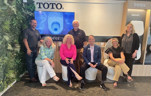 tmi_sells's tweet photo. Introducing @TOTOUSA’s newest Next Generation showroom in Huntsville, AL. The displays look fantastic! Thanks again TOTO team! 🌟
#TOTO #Washlet #Neorest #TMISells https://t.co/LNycVjpaNY
