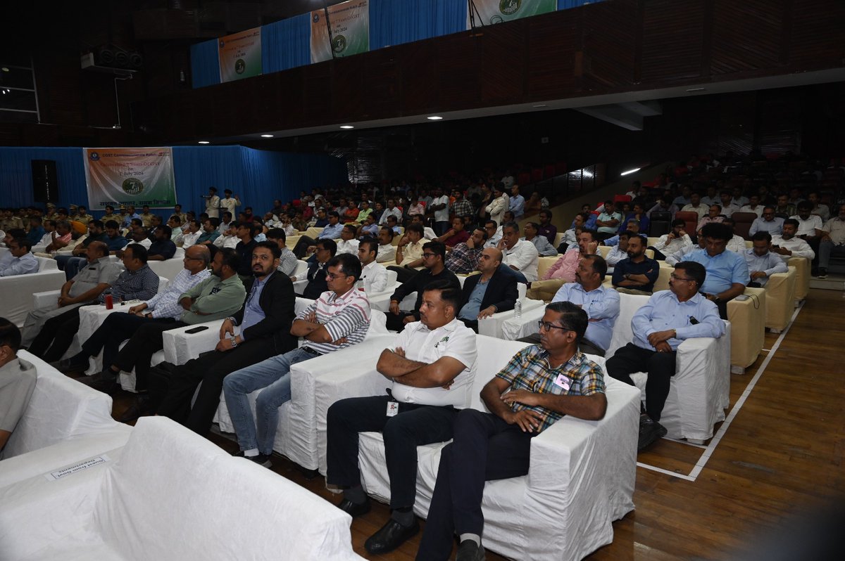 CgstKutch's tweet photo. CGST Kutch Commissionerate celebrated 7th GST day at IFFCO’s Auditorium Hall, Gandhidham by inviting Government officials, representatives of trade and industry, electronic and print media and staff. https://t.co/PjVf8oYxAj