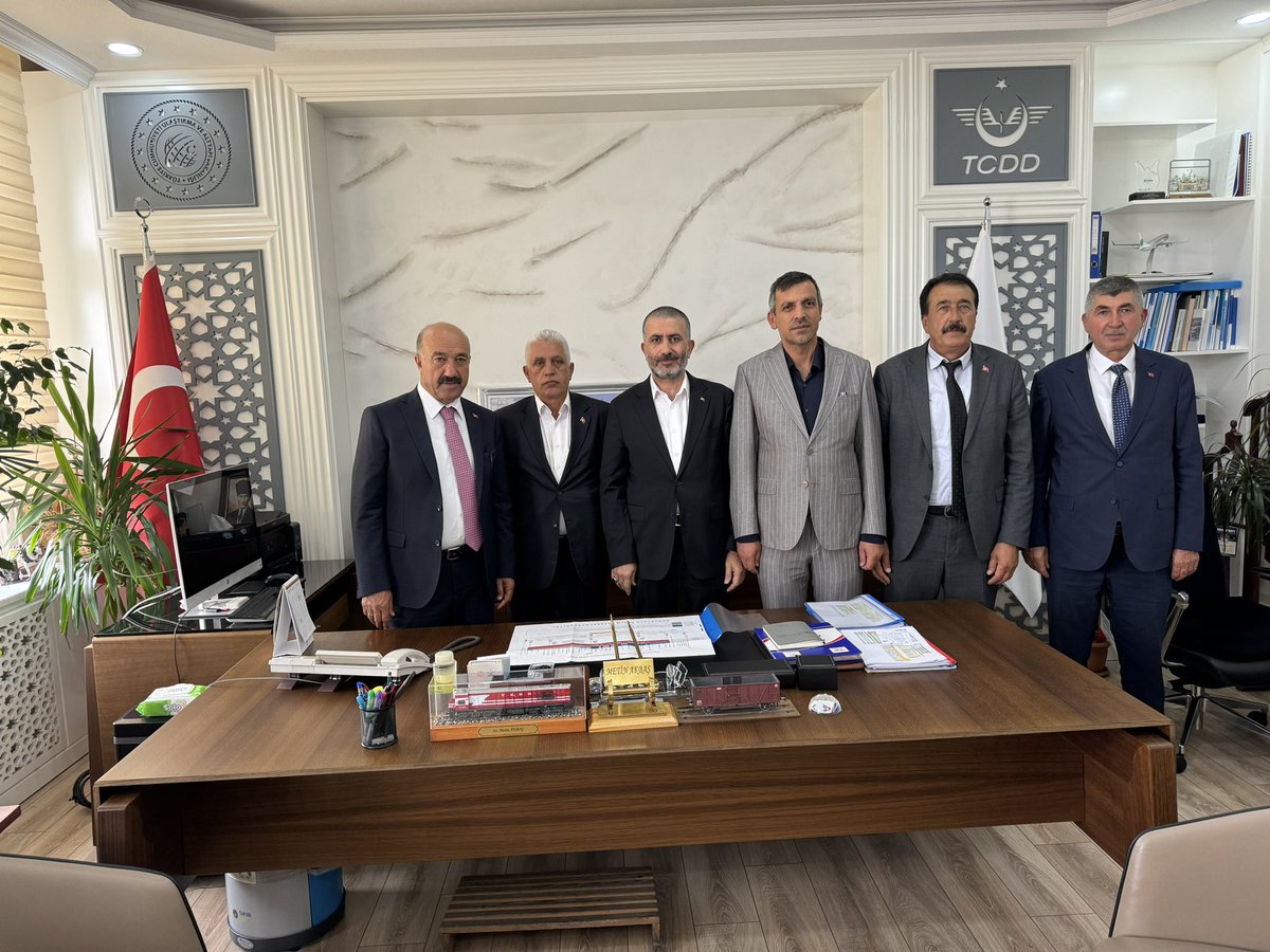 Gölbaşı(Adıyaman) AK Parti İlçe Bşk Sn. <a href="/Mahmutyalnkay18/">Mahmut yalçınkaya</a>, Balkar Belediye Bşk. Sn.<a href="/OrhanOr00239302/">Orhan Orhan</a>, Belören Belediye Bşk. Sn.Mahmut Turan, Harmanlı Belediye Bşk. Sn.Ali Azık ve Sn. <a href="/hakantoydas/">Hakan Toydaş 🇹🇷</a> Kurumumuzda misafirlerimizdi. Nazik ziyaretleri için teşekkür ediyorum.