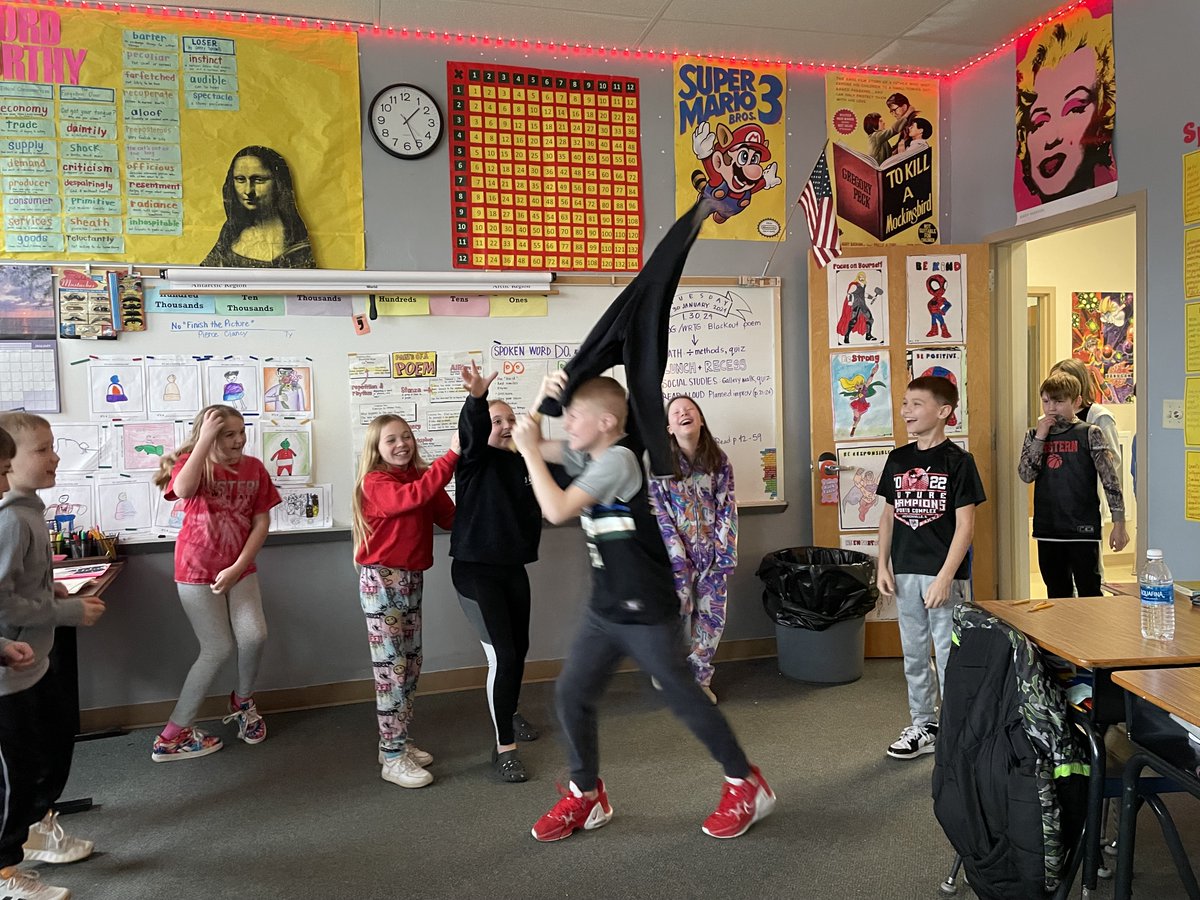 Bring the book to life! Research shows story dramatization builds language development, story recall, comprehension, &amp; engagement. #artsintegration #edchat #teaching #literacy #k12 #learning #teachertwitter #education #litchat #drama #academictwitter