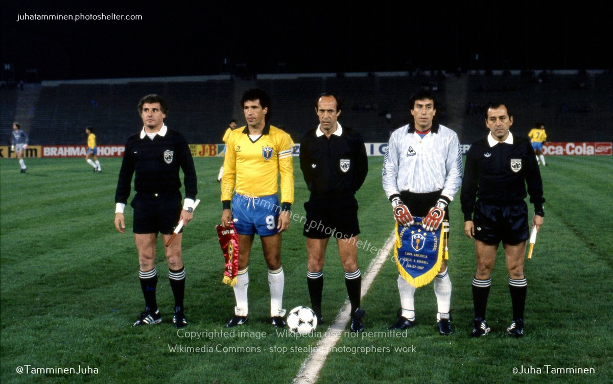 TamminenJuha's tweet photo. Hace 37 años hoy, 3 de julio de 1987, Chile v Brasil en el Chateua Carreras de Córdoba #CopaAmerica1987 #CHIvBRA #LaRoja #IvoBasay @letelier_juan https://t.co/L0Y0UGlBiy