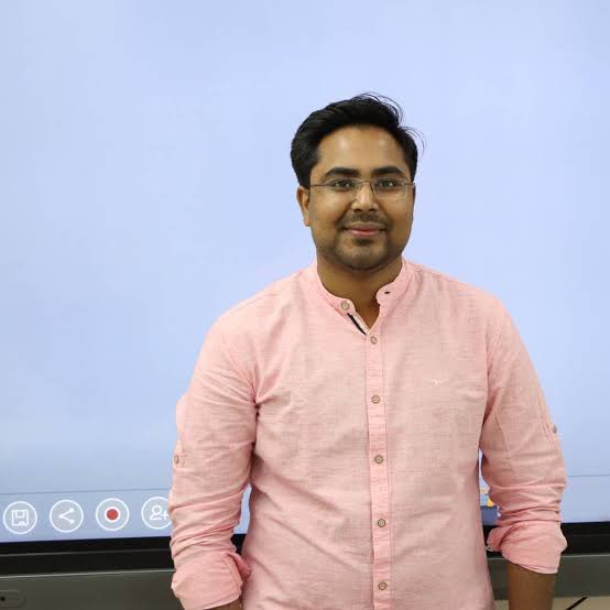 siddharthdayal's tweet image. Iski aisi ki taisi
Unsubscribe his YouTube channel 
#GaganPratap