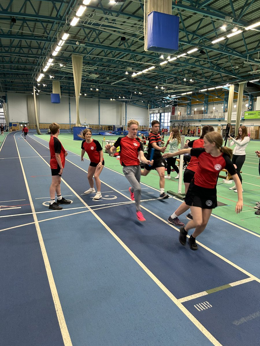 PEatCardiffHigh's tweet photo. Y9 and Y10 Sports day ✅ 

A great second day of athletics to finish a brilliant 2 days at Cardiff Met! 

Pupils brilliant! Well done to all athletes! 🏃🏻‍♂️ https://t.co/TewzKe3vWb