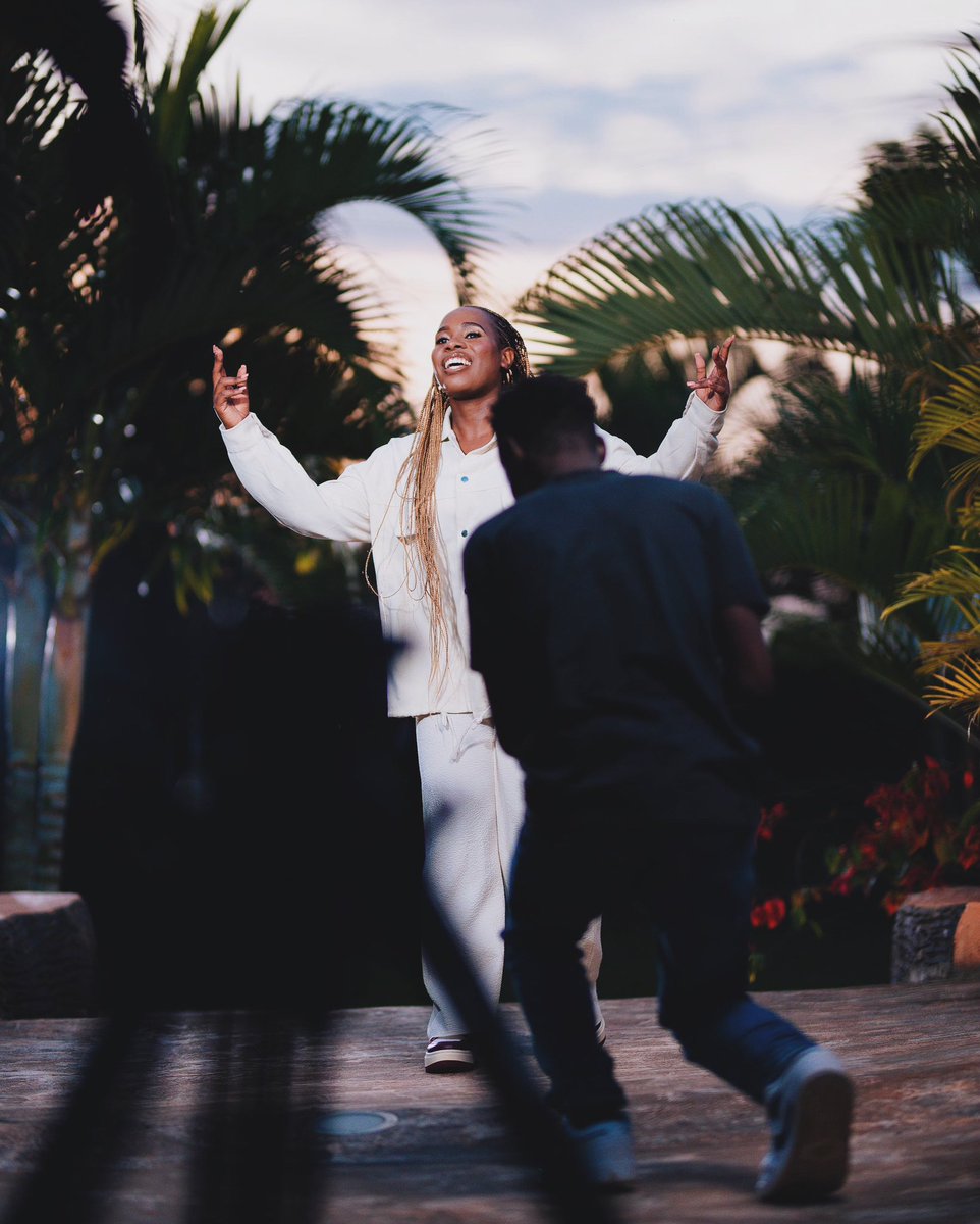 ShamieGrace_'s tweet photo. Cant wait longerrrr Taala visuals 🎥📽️📷📸🎬🥰🥰🥰🥰🥰🥰🥰 #Taalavideo https://t.co/FFPO7H9UE7