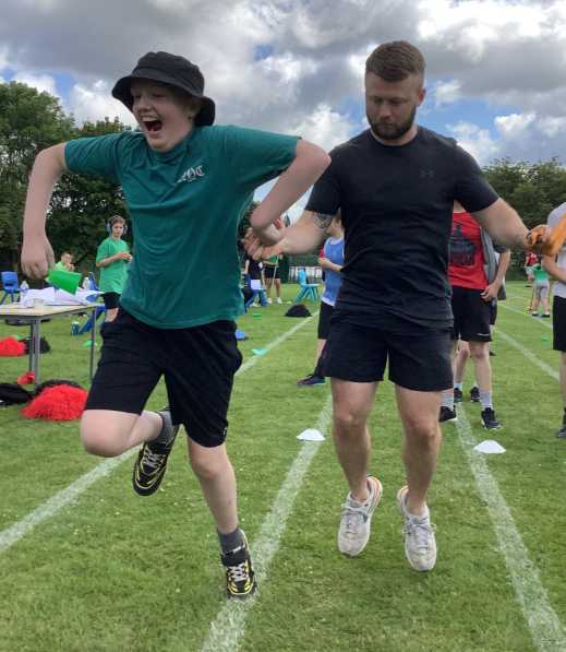 wearestclares tweet media