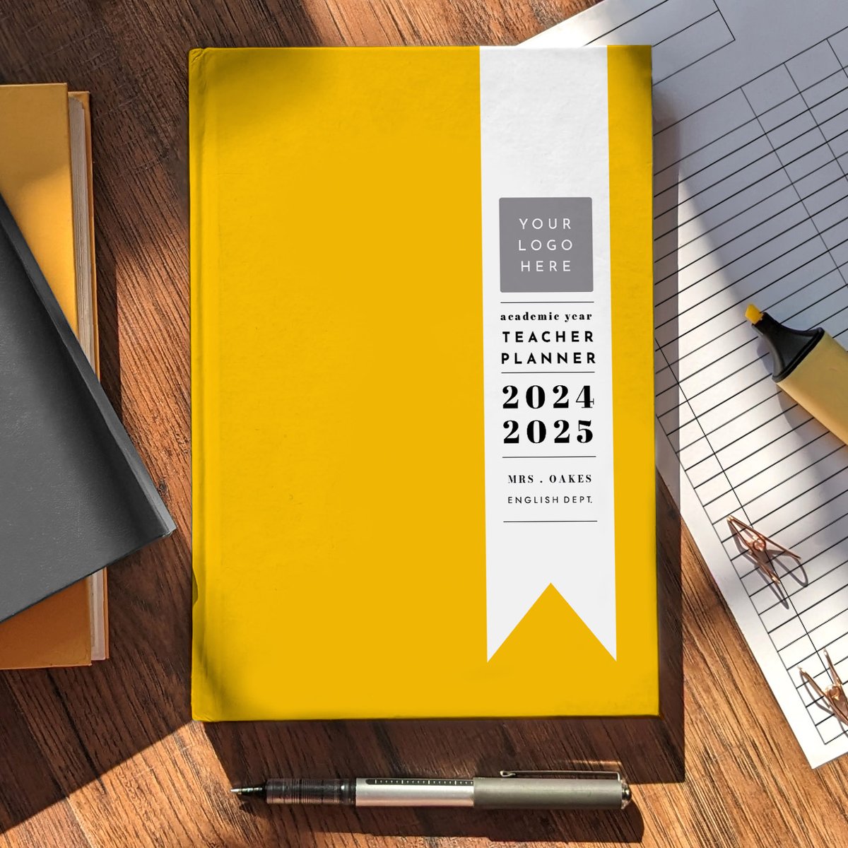 BillyCustomGift's tweet photo. Our range of beautifully designed and highly functional #teacherplanners make the perfect end of term or leavers gift.
Here’s why 👉  https://t.co/2JitjkXf6j

#edchat #teaching #UKteachers https://t.co/QlTpRQTjdw