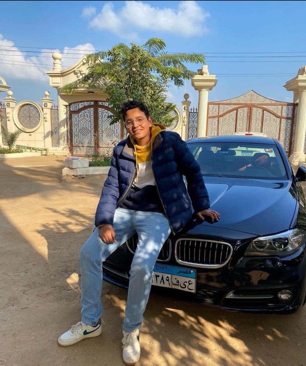 لا حول ولا قوة الا بالله إنا لله وإنا اليه راجعون 

صدقة جارية على روح صاحبنا وحبيبنا عبوشا ، إذا مات ابن ادم انقطع عمله إلا من ثلاث صدقة جارية او علم ينتفع به او ولد صالح يدعو له 

inmemoryof.com/CampaignDonati…